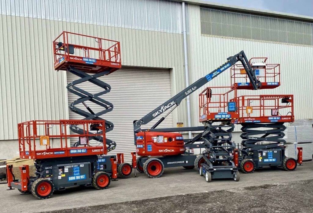 Scissor Lift vs Boom Lift, a guide by Castle Access